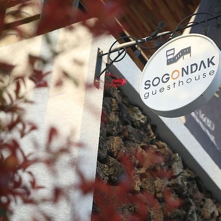 Sogondak House Villa Jeju Bagian luar foto