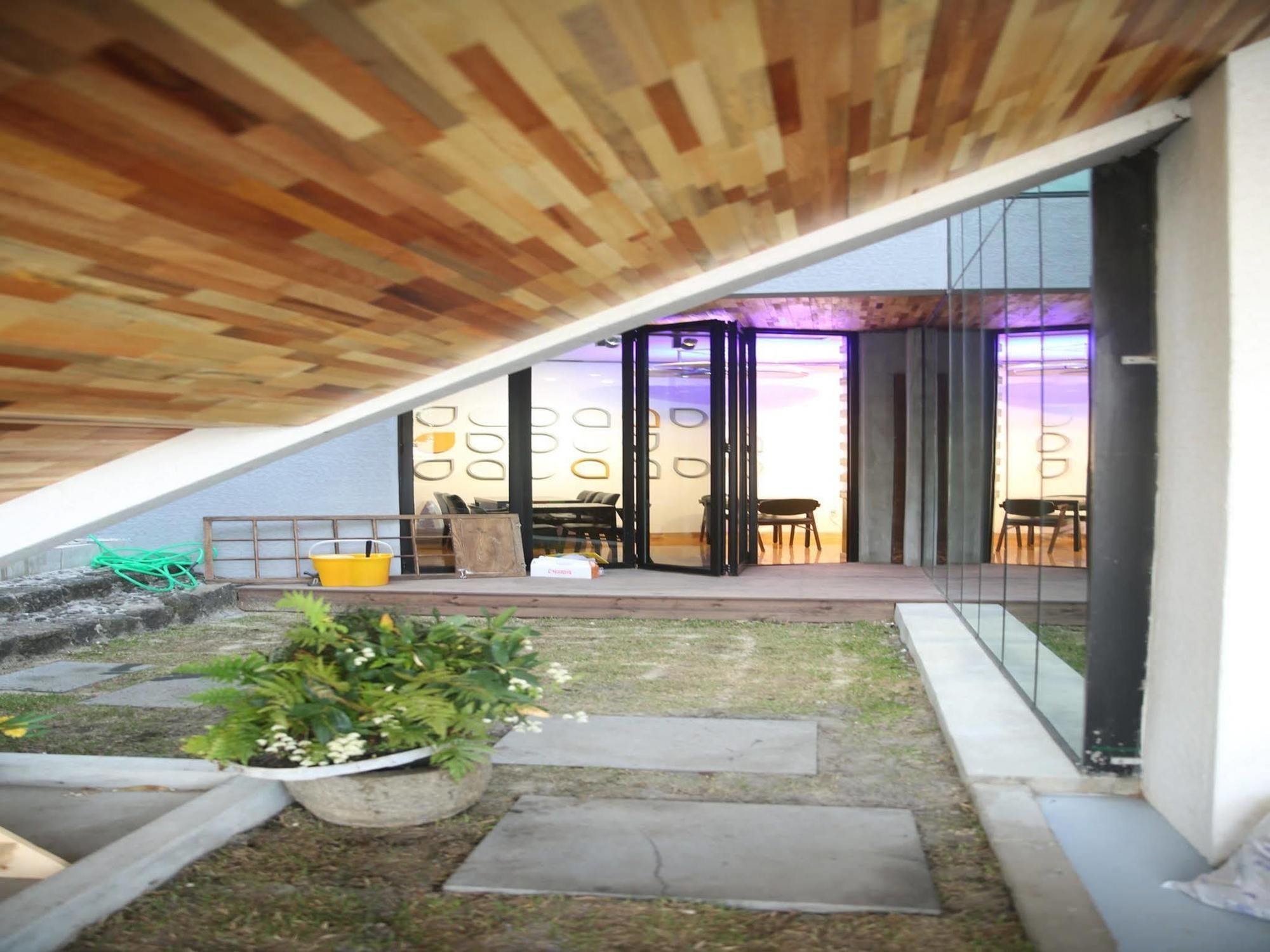 Sogondak House Villa Jeju Bagian luar foto